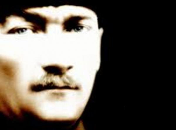 Ulu Önder Mustafa Kemal Atatürk, 10 Kasım Atatürk´ü Anma Gününde Saygıyla Anıldı